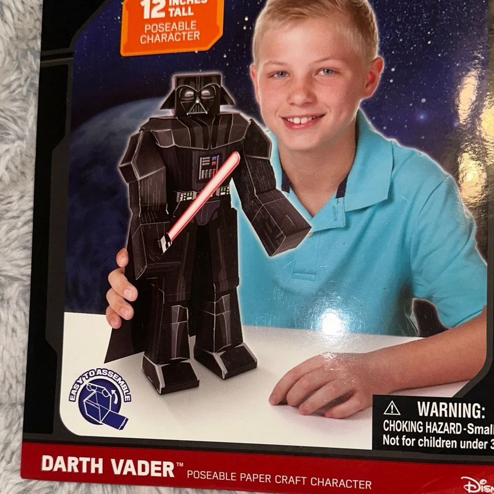 Disney Star Wars Papercraft Set - Stormtrooper, Chewbacca,‎ Darth Vader